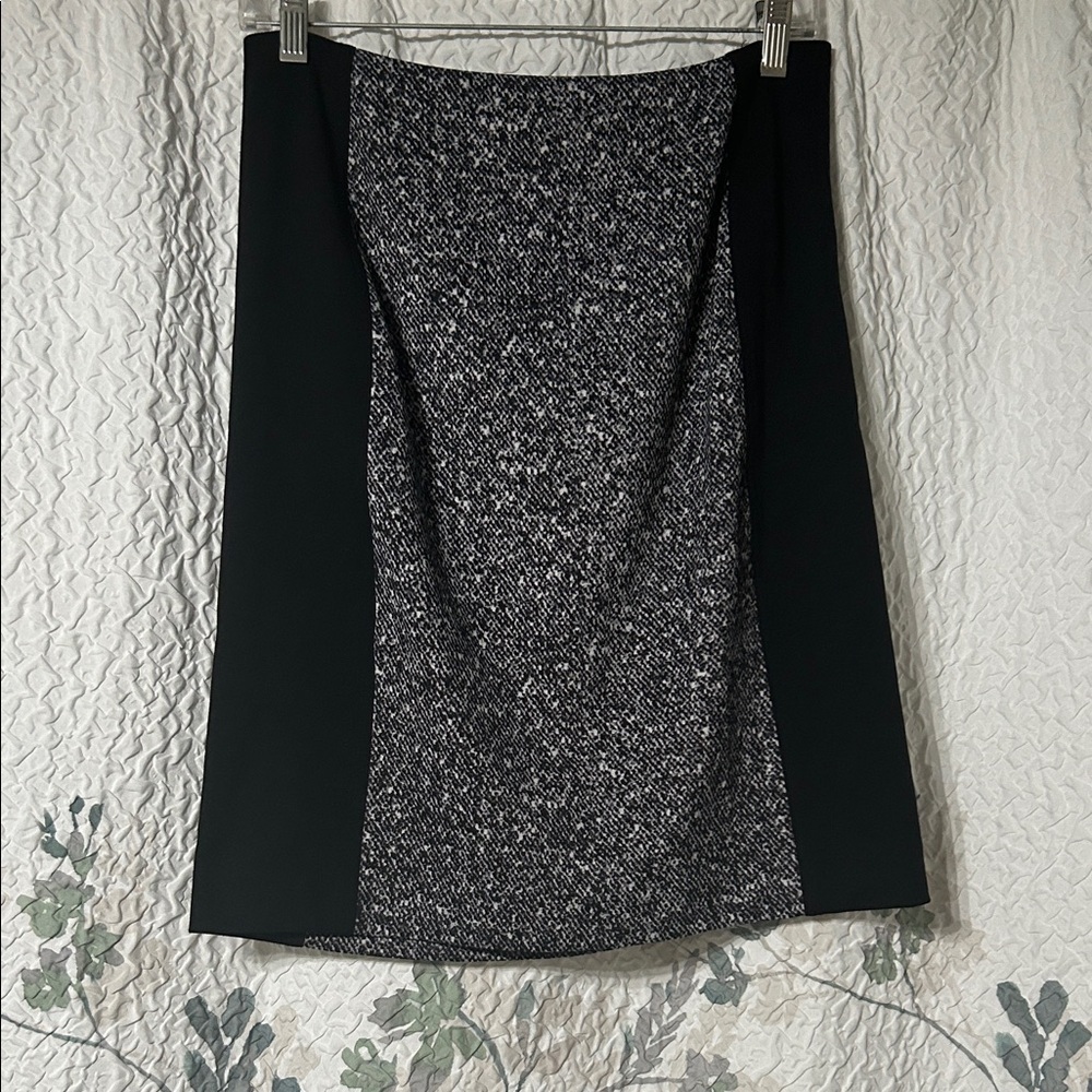 MICHAEL Michael Kors Black and Gray Pencil Skirt